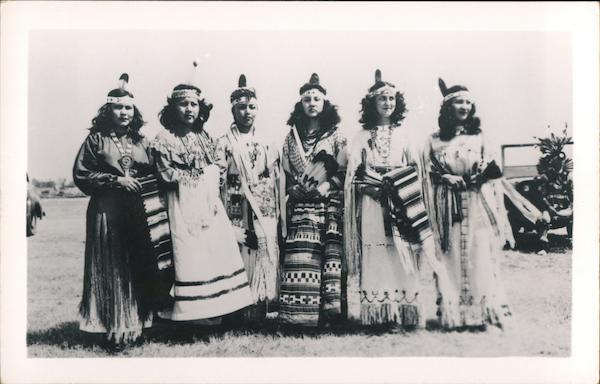 Six women in Native American attire Native Americana