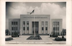 Sumner County Court House Postcard