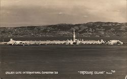 Golden Gate International Exposition '39 "Treasure Island" Postcard