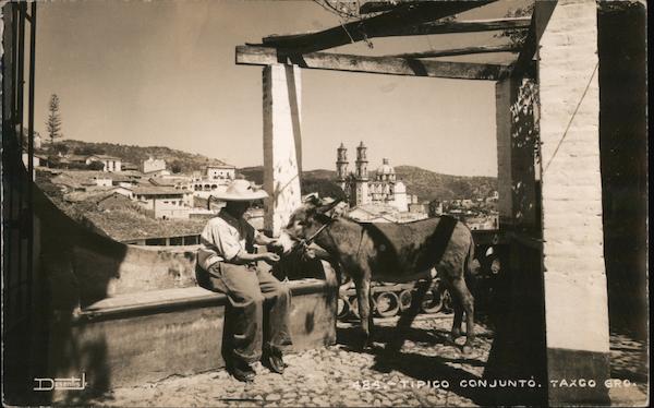 Tipico Conjunto Taxco Mexico