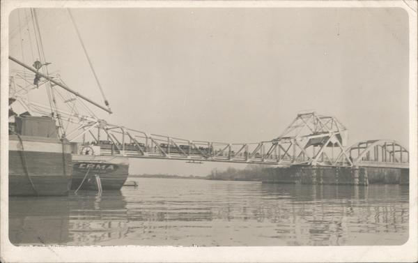 Boats and Bridge on Canal Panama Canal