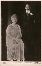 Black and white picture of King George & Queen Mary Postcard