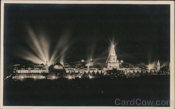 Night view of the Exposition 1915 Panama-Pacific Exposition