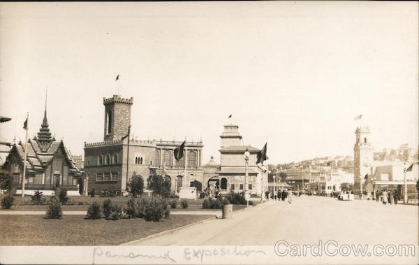 Street Scene of Buildings 1915 Panama-Pacific Exposition