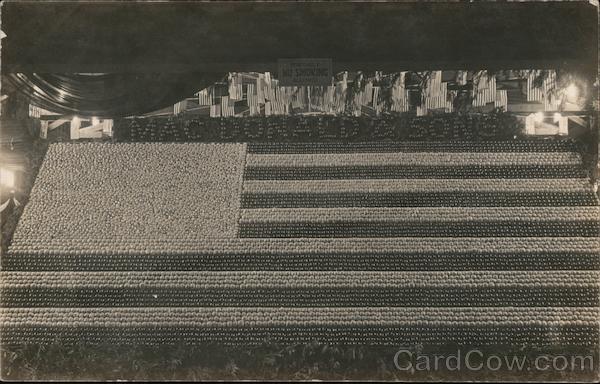 Mac Donald & Sons US Flag Made of Apples Watsonville California