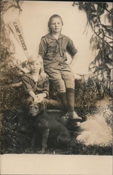 Having a Swell Time at Camp Meeker California