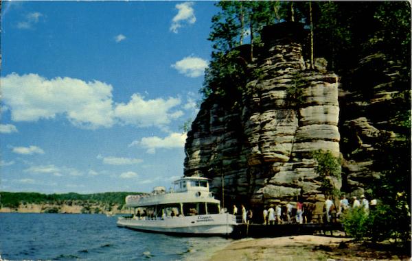 Clipper Winnebago At The Palisades Wisconsin Dells