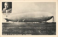 Luftshiff "L.Z. 127 Graf Zeppelin" am Ankermast. Postcard