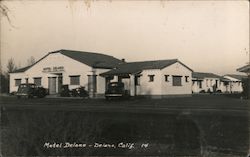 Motel Delano Postcard