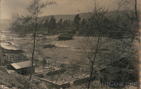 Destroyed Homes from Arroyo Seco or Los Angeles River Flood of 1912-13, Highland Park California