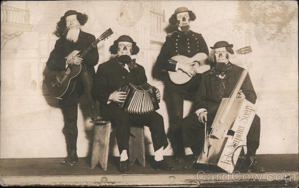 Clown Band - Great Soapbox Cello, Guitars Circus