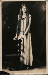 Ruth Duncan, The Magnificent Giantess Tall Woman Postcard