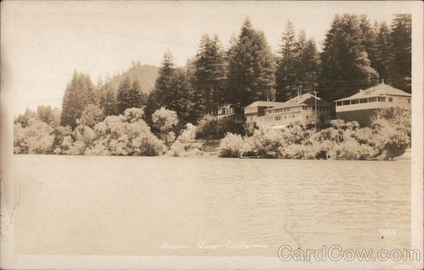 Houses along Russian River California
