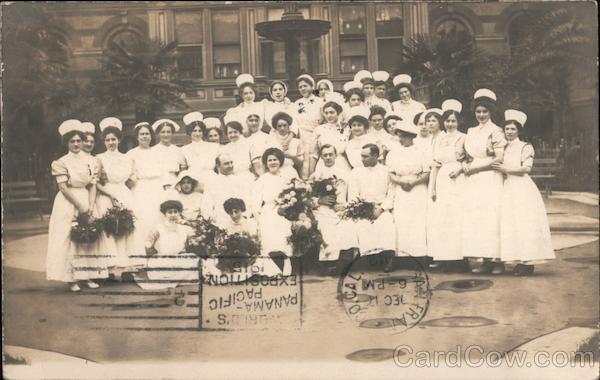 Students in front of school 1915 San Francisco California