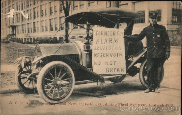 N.C.R. Auto spreading good news during flood excitement March 1913 Dayton Ohio
