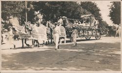 School Queen 1910 - Parade Postcard