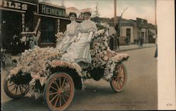 La Fiesta De Los Angeles. White Roses. Two ladies in motor car decorated in roses. Postcard