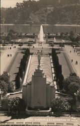 South Gardens S.G.I. Exposition 1939 Postcard