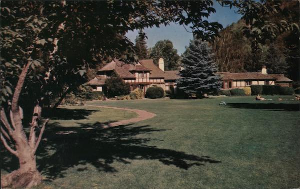 Vacation for a Day - Adore Creek Lodge Los Altos Hills California