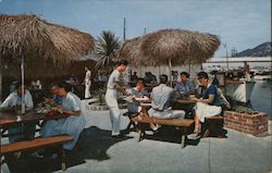 Pete's Pier 15 Waterfront Patio Postcard