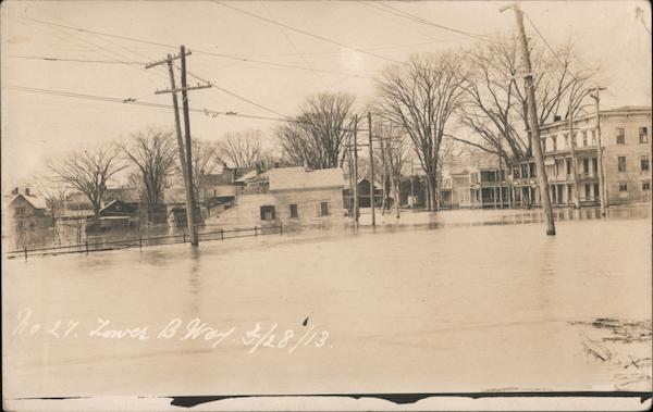 Flooding of town, lower Broadway Disasters