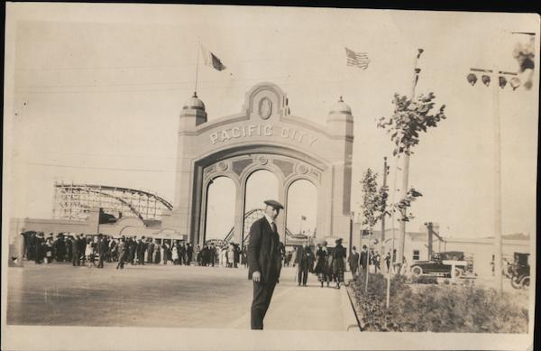 Entrance to Pacific City, roller coaster Burlingame California
