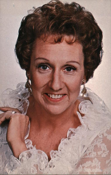 Jean Stapleton, CBS Star of All in the Family and Regular Performer at the Totem Pole Playhouse Fayetteville