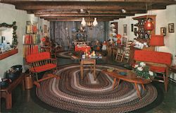 Lakeside Inn, "Nana's" Gift & Antique Shop Postcard