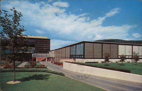 The Corning Glass Center New York