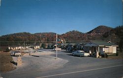 Cloverleaf Motel Postcard