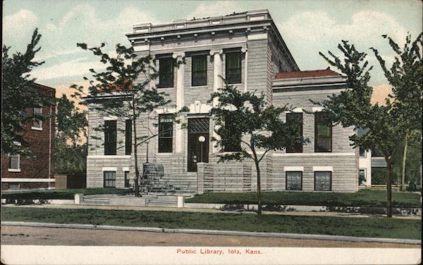 Public Library Iola Kansas