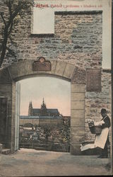 Praha, Pohled z prulomu v hladove zdi Postcard