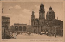 Odeonsplatz mit Theatinerkirche u. Feldherrnhalle Postcard