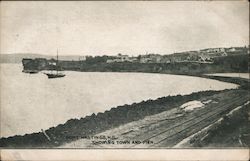 Showing Town and Pier Postcard