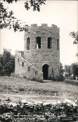 Memorial Tower in City Park Winterset, IA Postcard Postcard Postcard