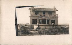 House in California with men Postcard