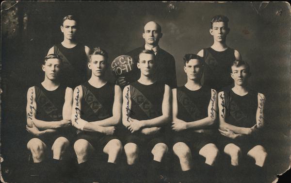 G.C.H. Basketball Team 1910-11 Grundy Center Iowa