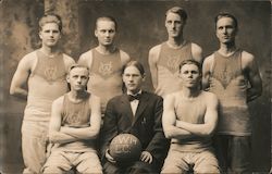 Waldorf College Basketball Team 1914 Postcard