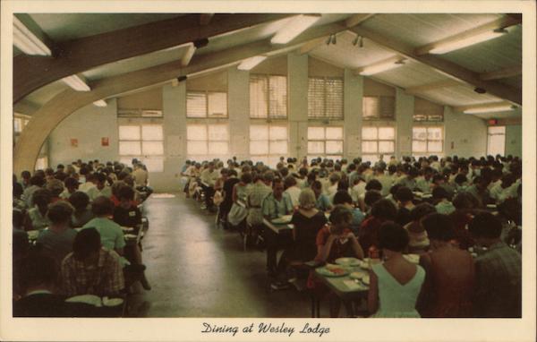 Dining at Wesley Lodge Lakeside Ohio