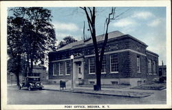 Post Office Medina, NY Postcard Postcard