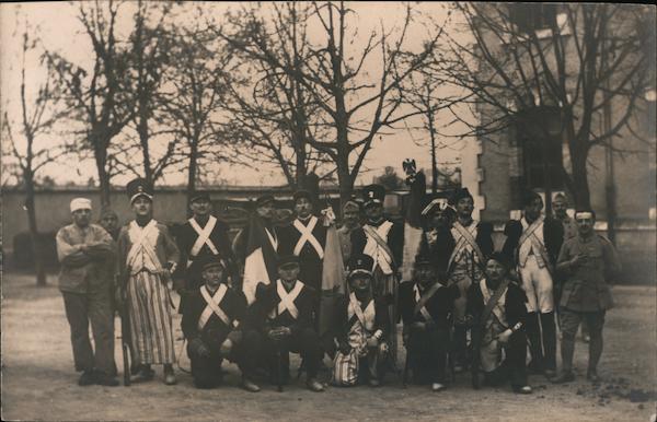 Group of Soldiers France Military