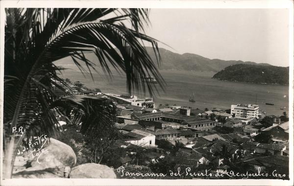 Panorama del Puerto de Majoulco. Gro Mexico J.J. Pintos