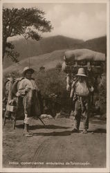 Indiod comerciantes ambulantes de Totonicapan Postcard
