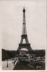 La Tour Eiffel Paris, France Yvon Postcard Postcard Postcard