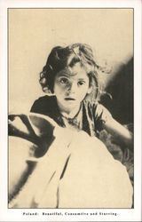 Poland: Beautiful, Consumtive and Starving - Photo by Wisniack Postcard