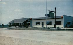 Marl-View New Modern Guest Lodge (Now Wishing Well Tuxedo and Flower Shop) Postcard