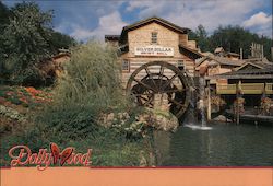 Dollywood Postcard