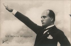 S.E. Benito Mussolini, Roman Fascist Salute Postcard