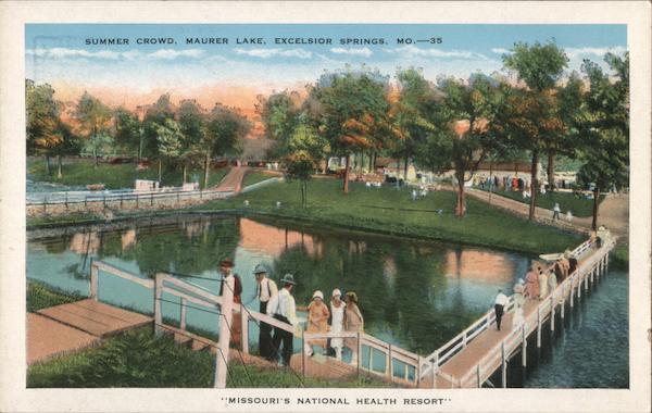 Summer Crowd, Maurer Lake Excelsior Springs Missouri