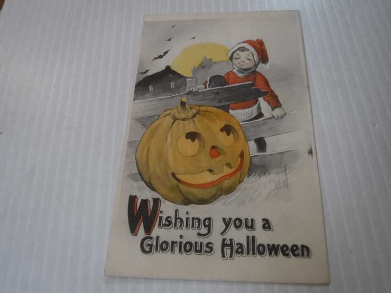 ANTIQUE BERGMAN PUBL HALLOWEEN POSTCARD #9029 (painted card) UNPOSTED